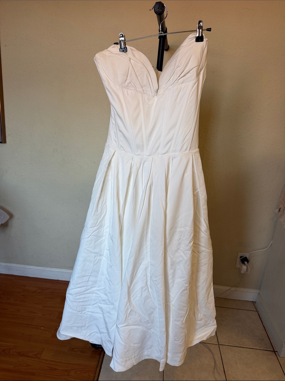 House Of CB M D-DD Lady white strapless midi dress NWOT - Picture 7 of 11